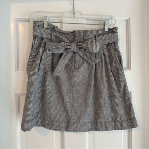 LOFT | Grey and White Waist Tie Striped Skirt | Size 4